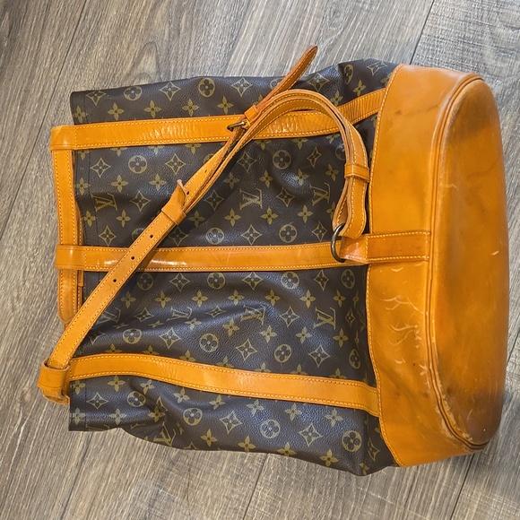 Louis Vuitton authentic Monogram Randonnee vintage bag Uniqe Shape - Picture 3 of 8